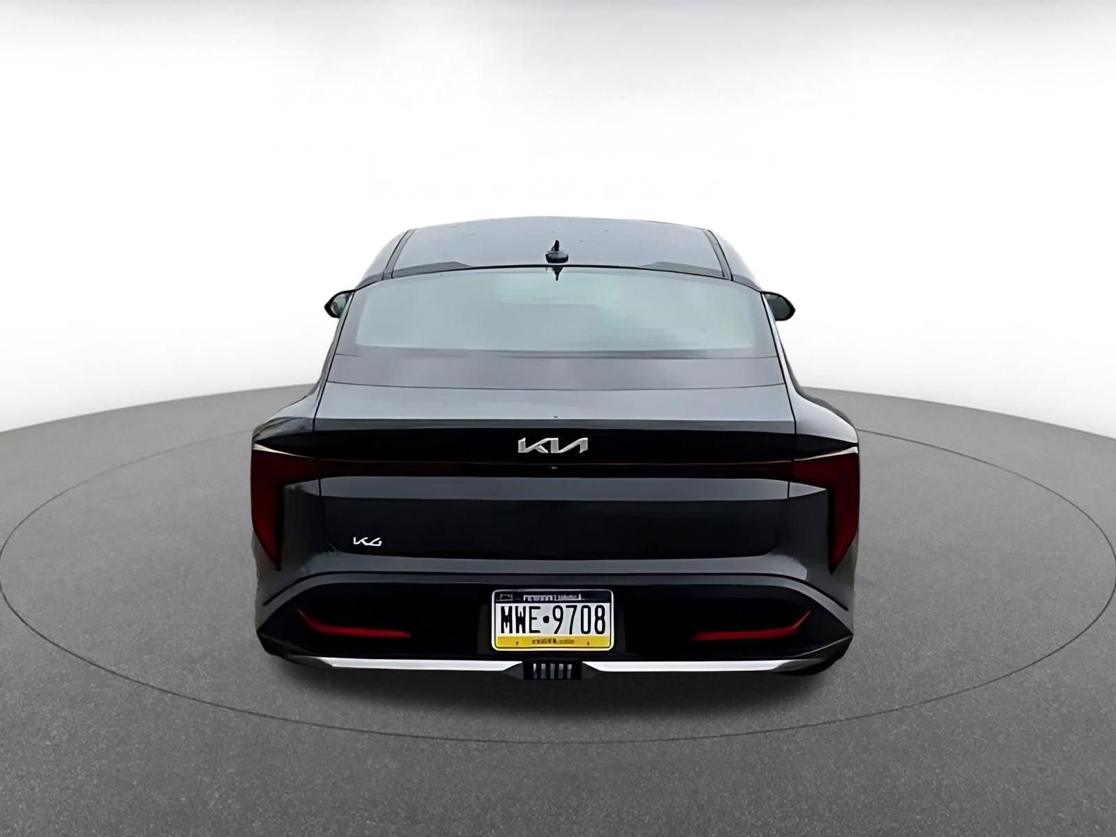 Used 2025 Kia K4 FWD image 11