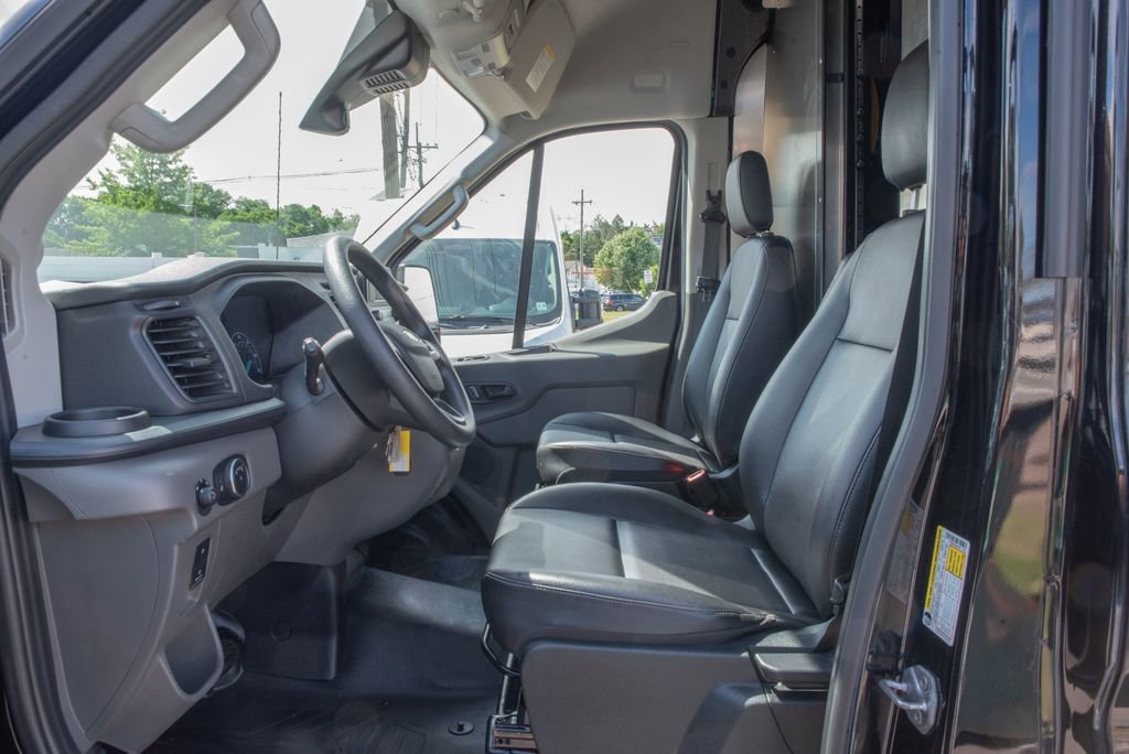 Used 2023 Ford Transit 250 148 High Roof Extended w/ Load Area Protection Package RWD image 5