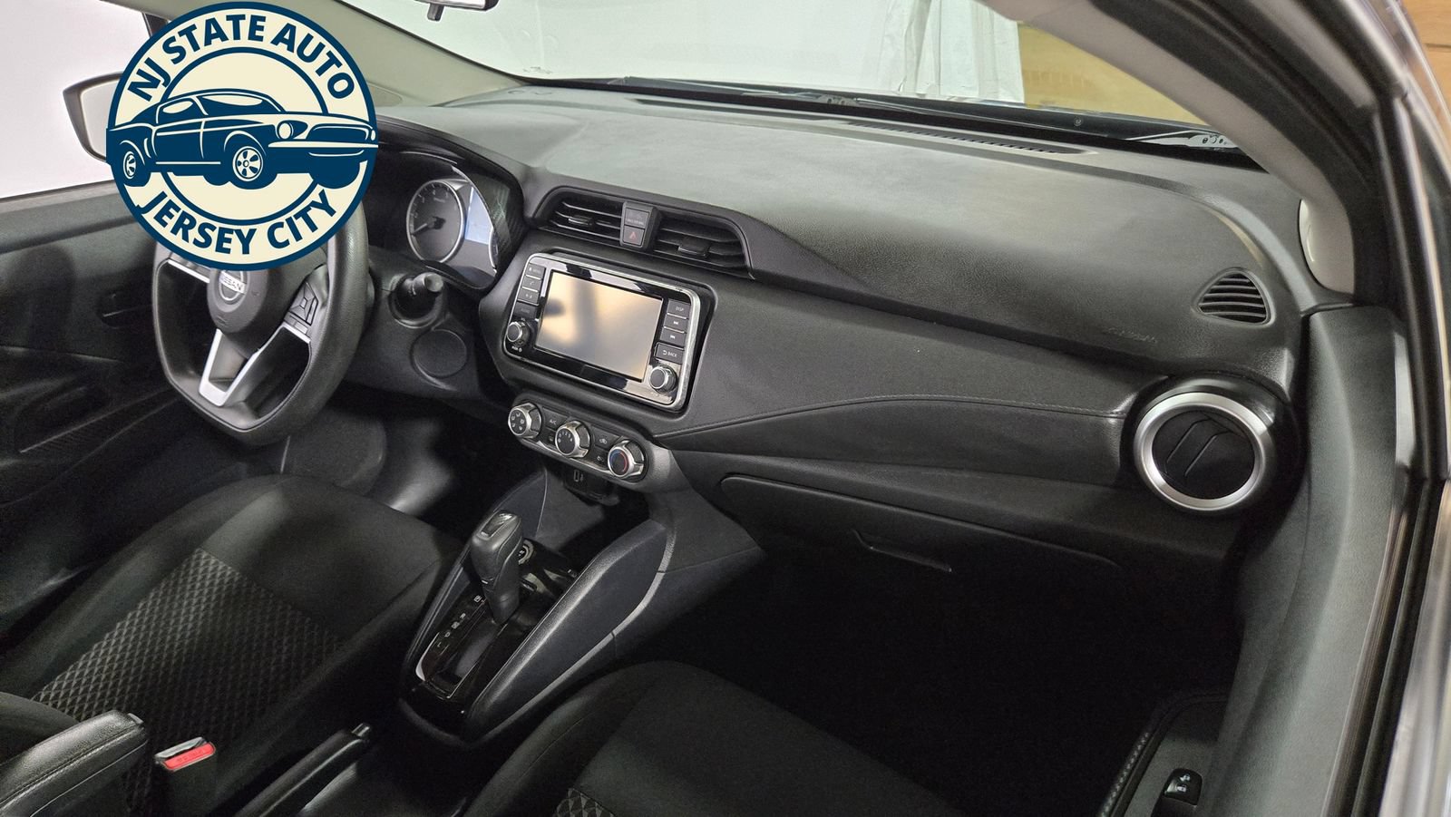 Used 2021 Nissan Versa S FWD image 33
