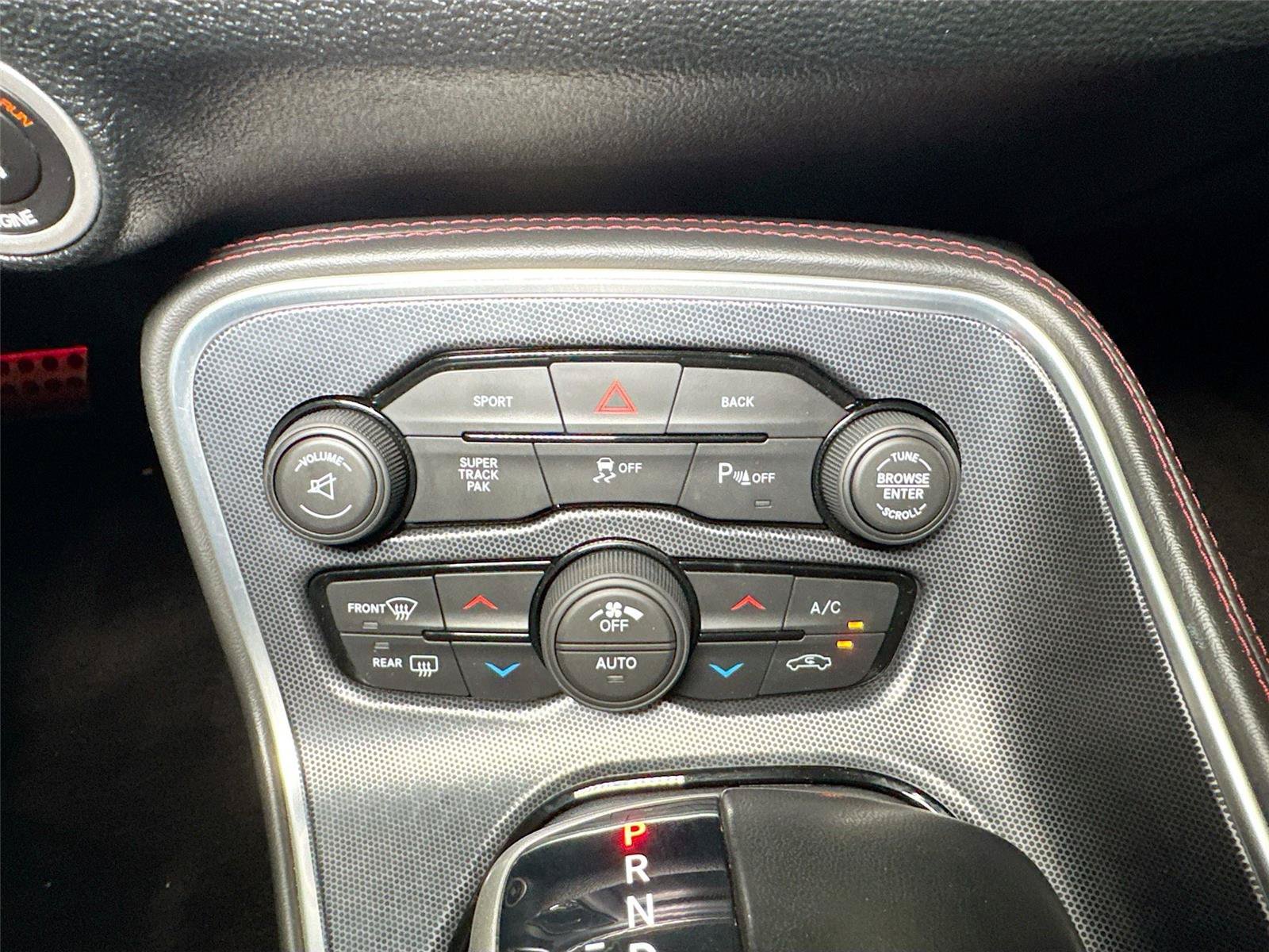 Used 2016 Dodge Challenger R/T Scat Pack RWD image 13