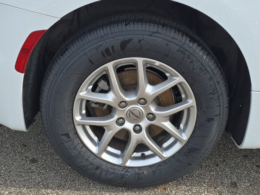 Used 2025 Chrysler Pacifica Select FWD image 35