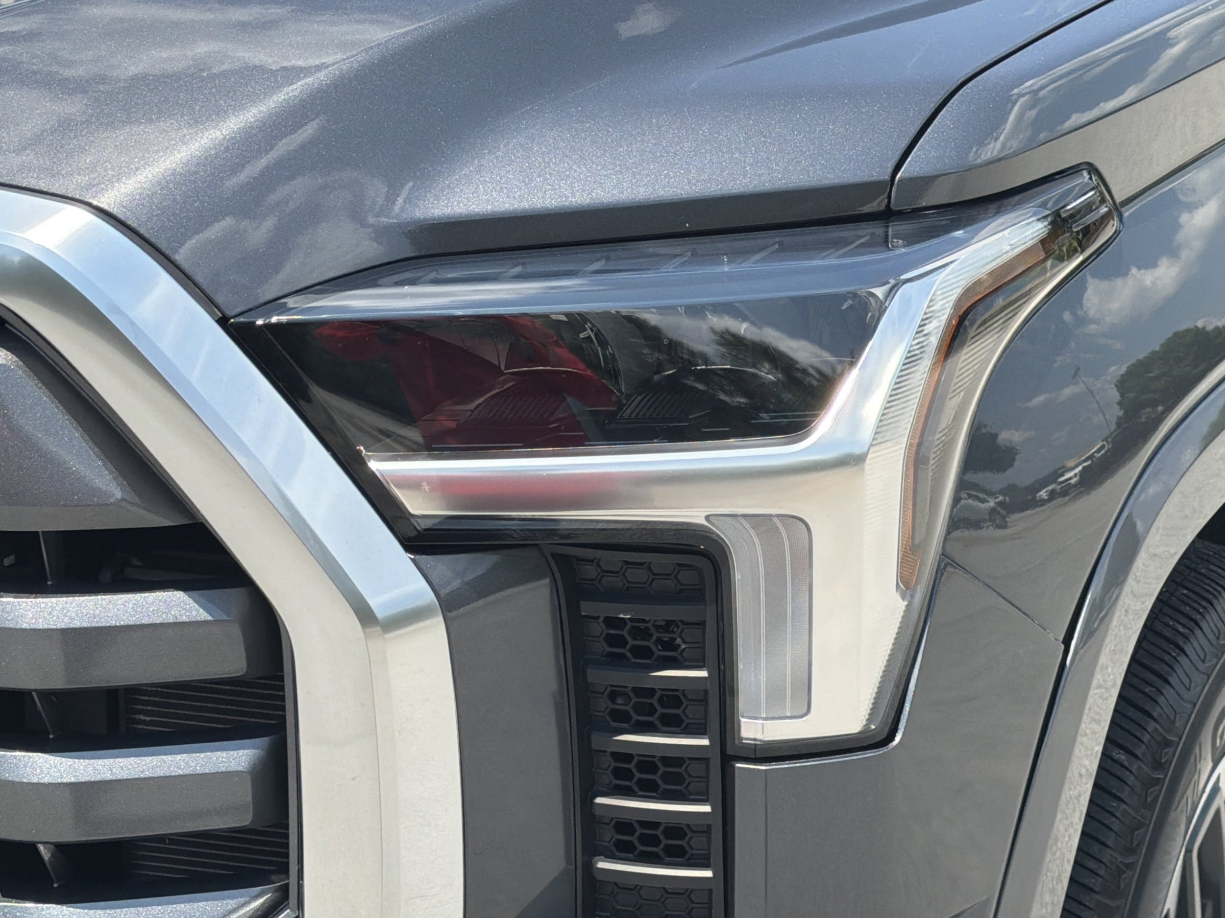 Certified 2025 Toyota Tundra Limited AWD/4WD image 34