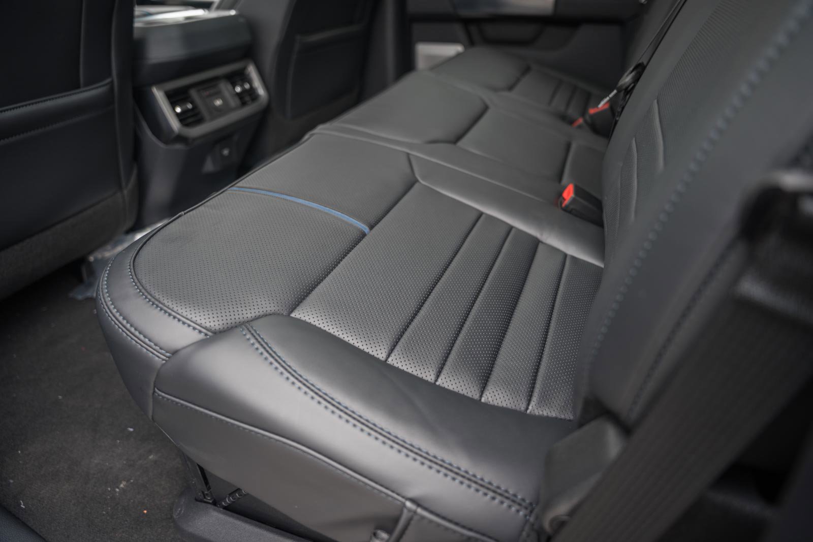 New 2026 Ford F350 Platinum image 84