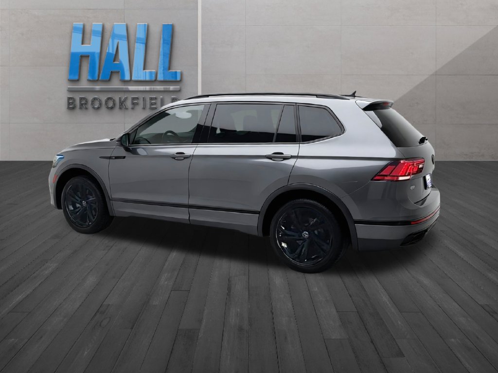 Certified 2024 Volkswagen Tiguan SE R-Line w/ MDO Package, Two-Row AWD/4WD image 4