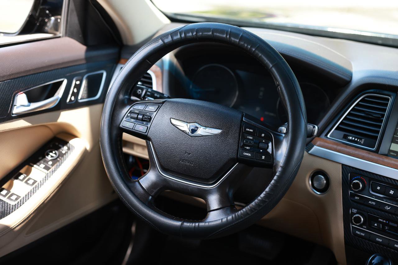 Used 2015 Hyundai Genesis 3.8 w/ Option Group 04 image 30