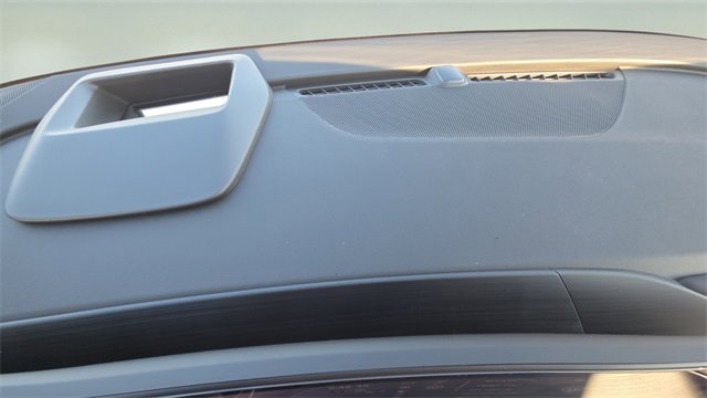 New 2026 Buick Envision Sport Touring image 9