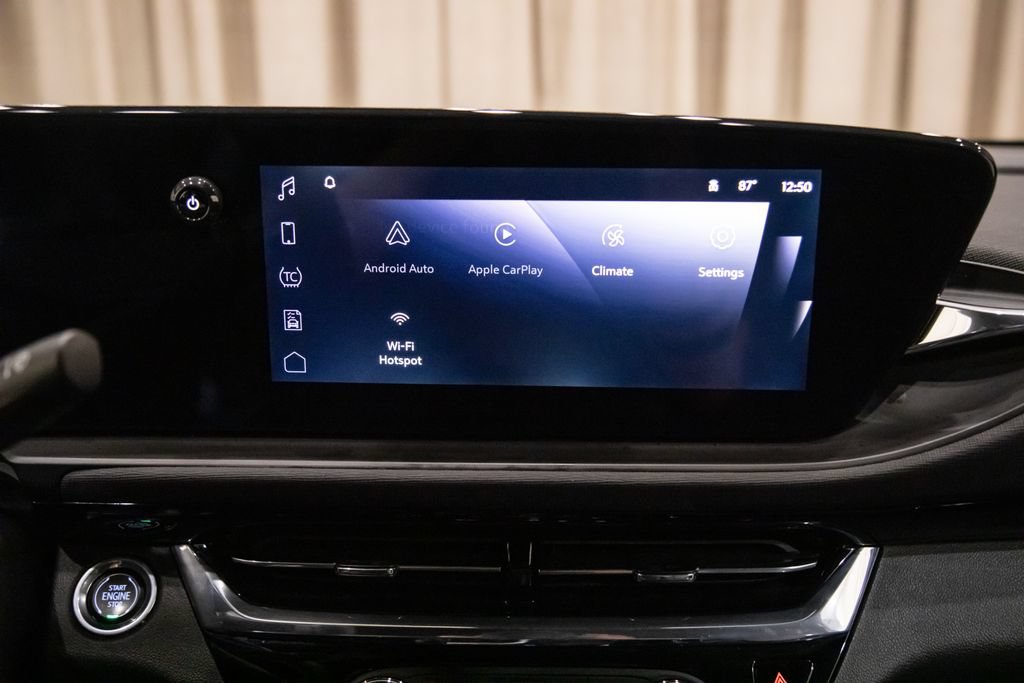 Used 2025 Buick Envista Sport Touring w/ Convenience I Package FWD image 21