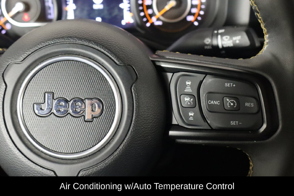 Used 2024 Jeep Wrangler Unlimited Sport AWD/4WD image 10