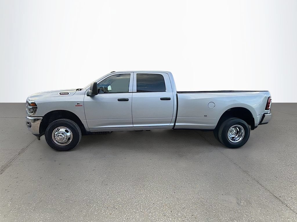 New 2026 RAM 3500 Tradesman w/ Chrome Appearance Group A AWD/4WD image 7