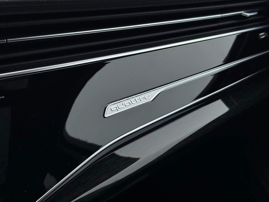 New 2026 Audi Q7 2.0T Premium image 39