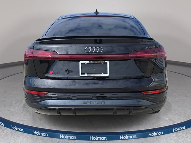 Used 2024 Audi Q8 e-tron Premium Plus w/ Premium Plus Package AWD/4WD image 7