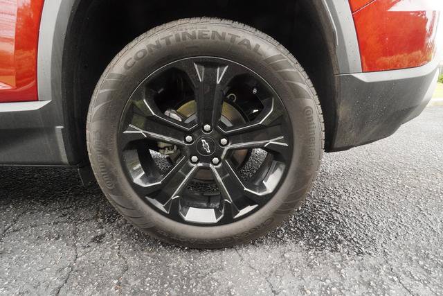 Used 2025 Chevrolet Equinox LT w/ Convenience Package II image 39