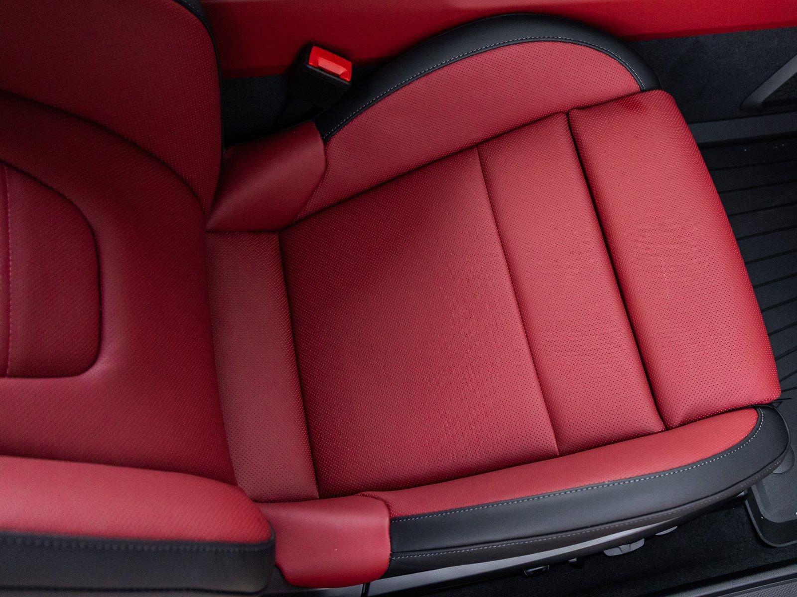 Certified 2026 Porsche 911 Targa 4 GTS image 47