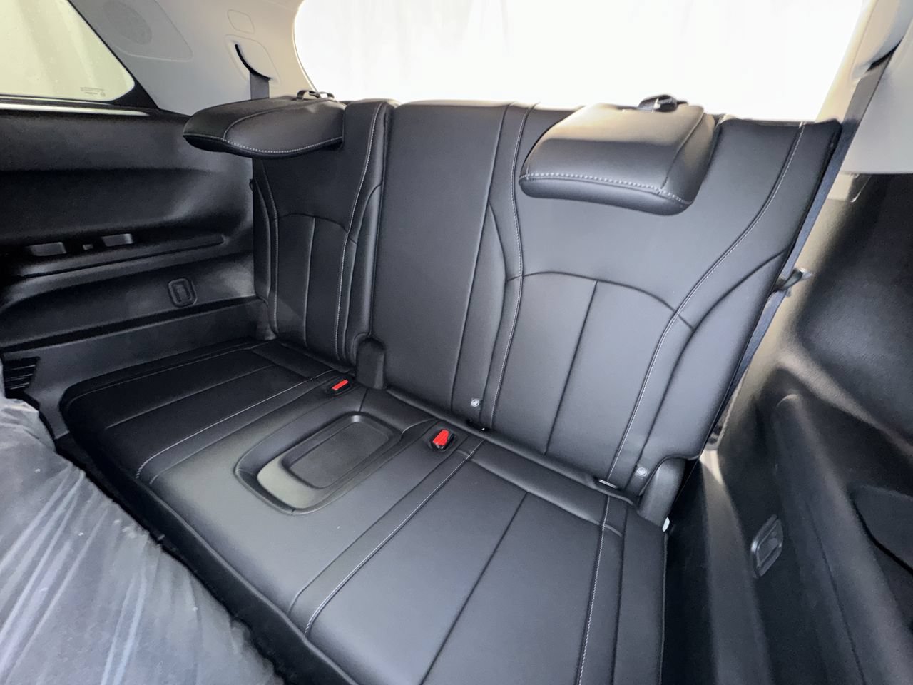 Certified 2026 INFINITI QX60 Luxe w/ Cargo Package AWD/4WD image 30