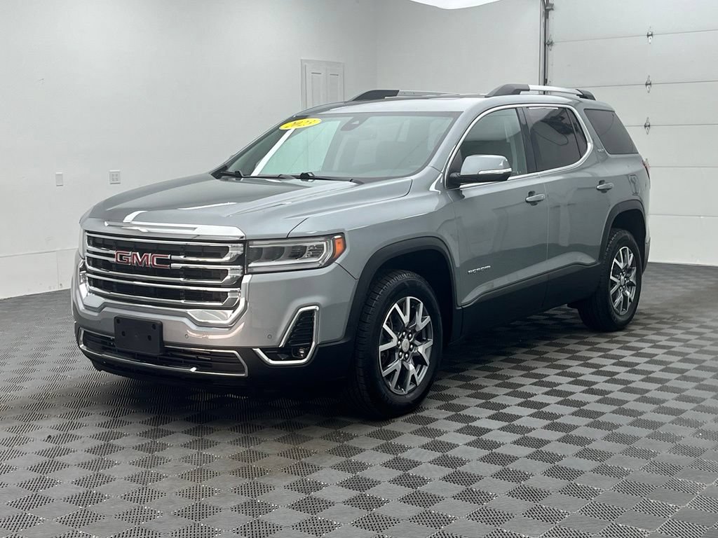 Used 2023 GMC Acadia SLT w/ Preferred Package AWD/4WD image 2