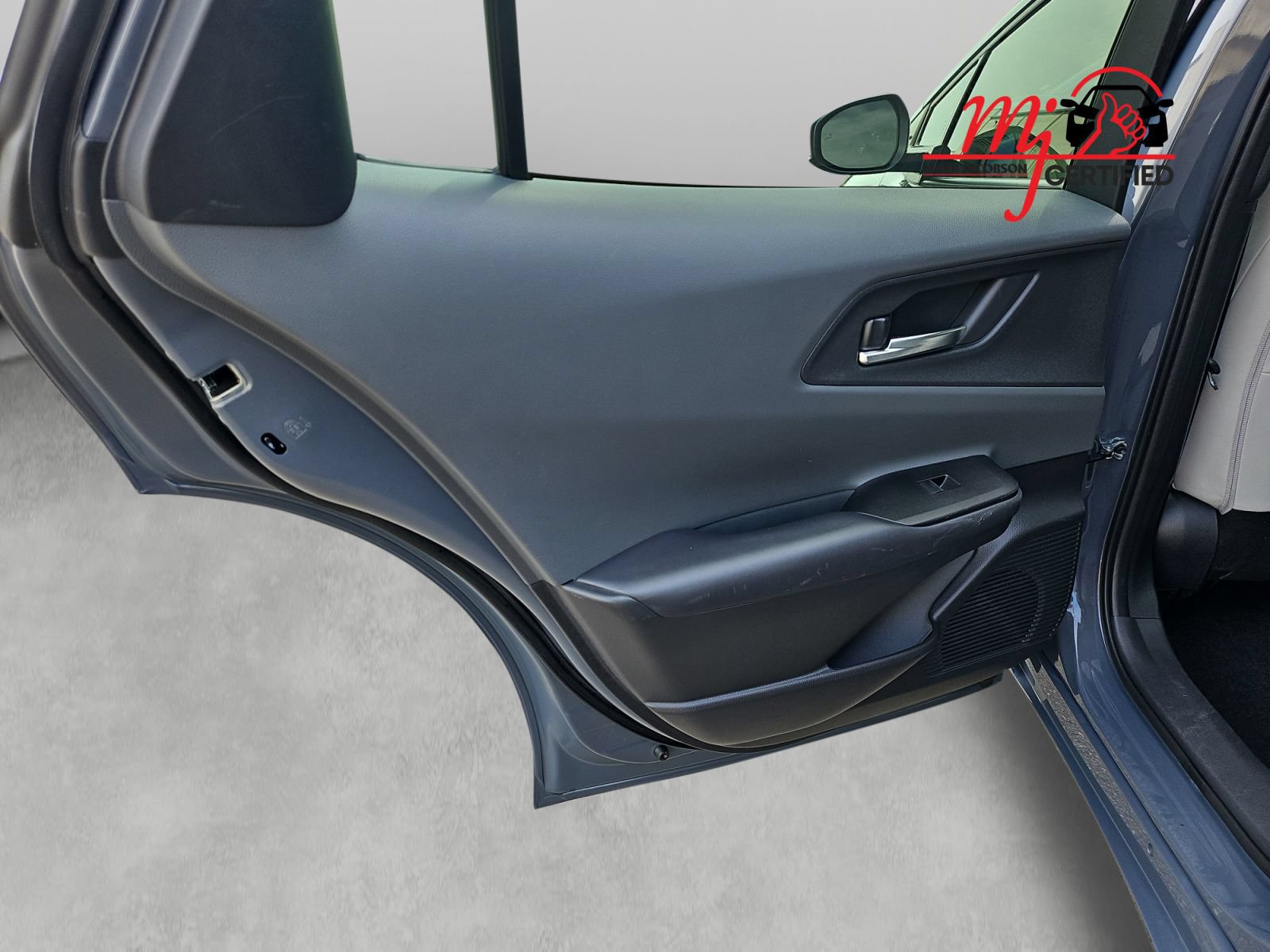 Used 2024 Toyota Prius XLE FWD image 35