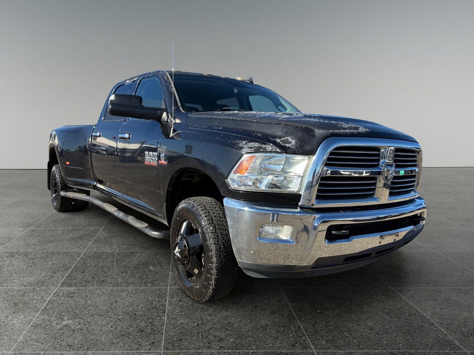 Used 2015 RAM 3500 Lone Star image 9