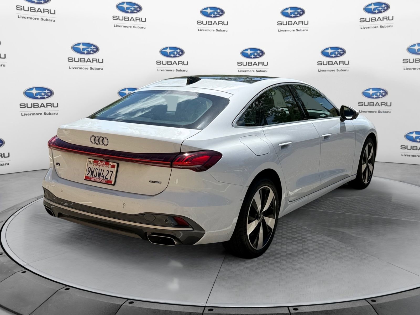 Used 2025 Audi A5 2.0T Premium Plus w/ Premium Plus AWD/4WD image 4
