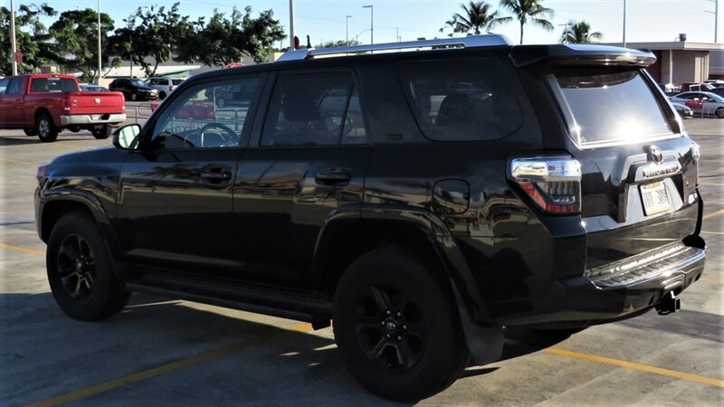 Used 2016 Toyota 4Runner SR5 RWD image 6