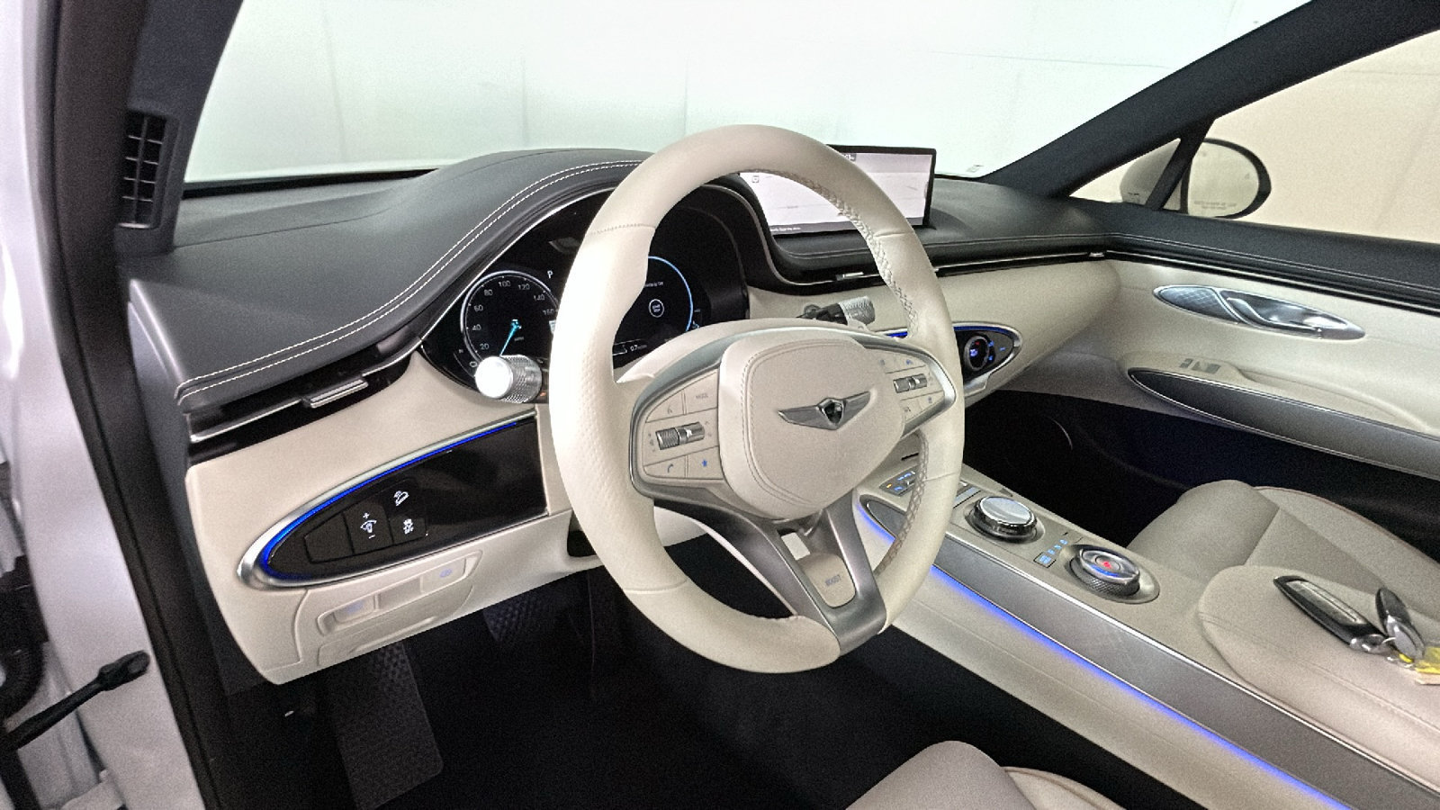 Used 2025 Genesis Electrified GV70 w/ Prestige Package AWD/4WD image 17