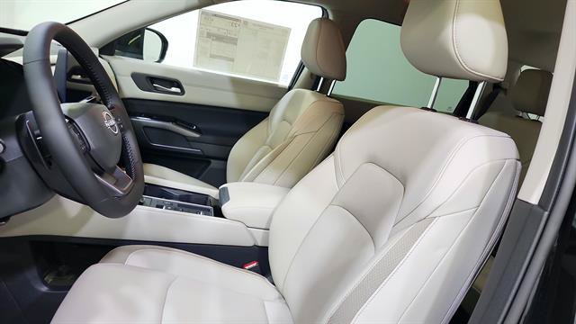 New 2026 Nissan Pathfinder SL FWD image 11