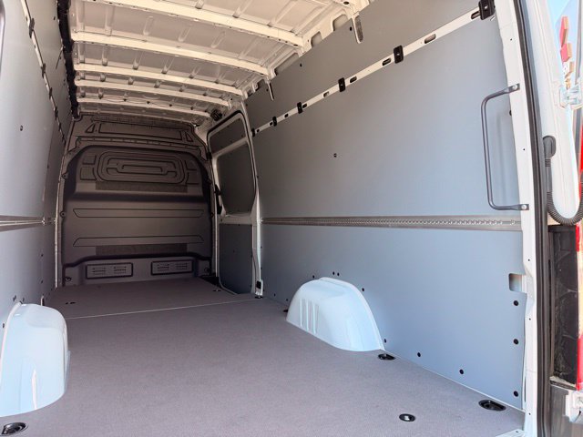 Used 2025 Mercedes-Benz Sprinter 2500 image 15