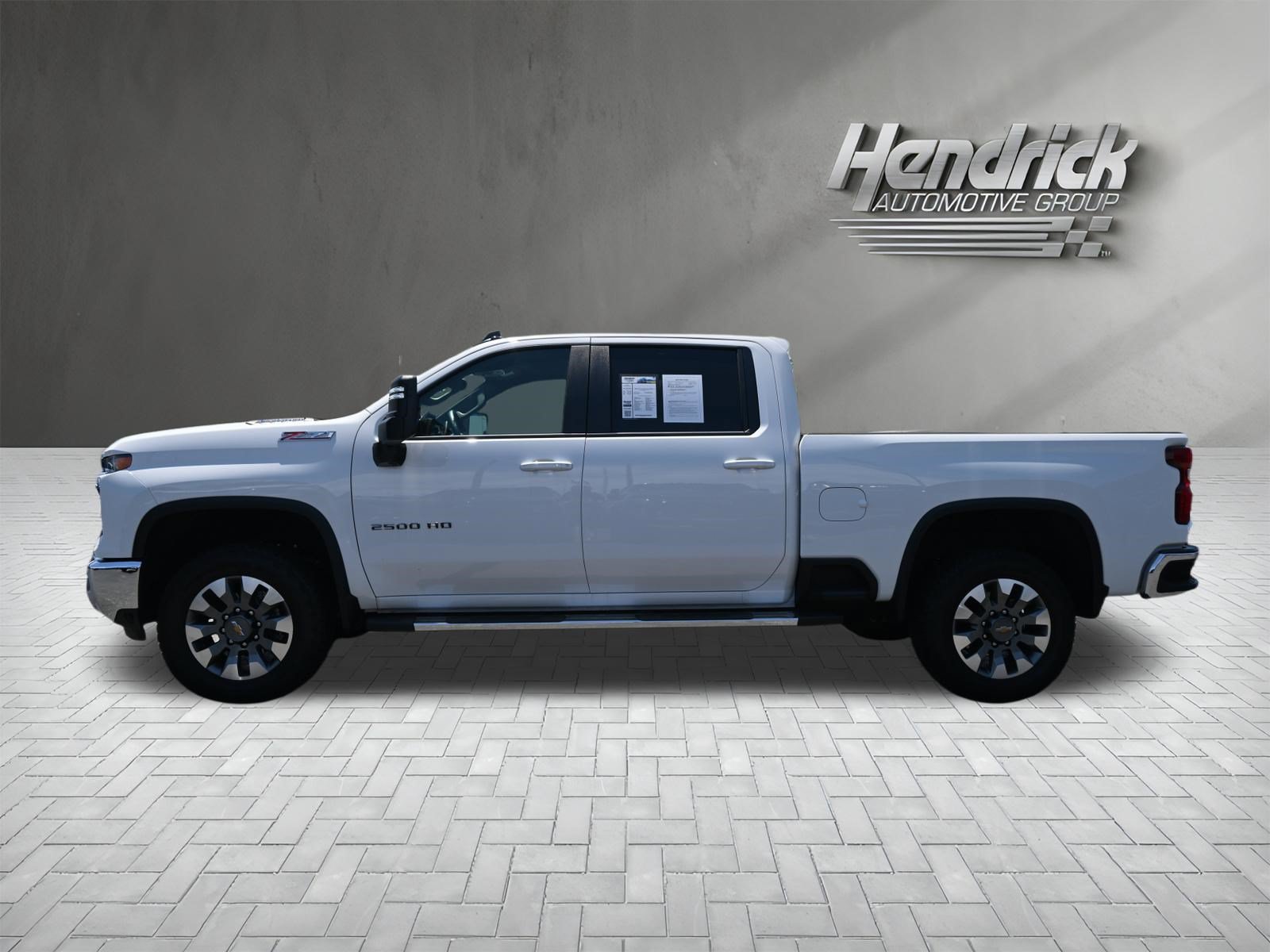 Used 2026 Chevrolet Silverado 2500 LT w/ Safety Package AWD/4WD image 7
