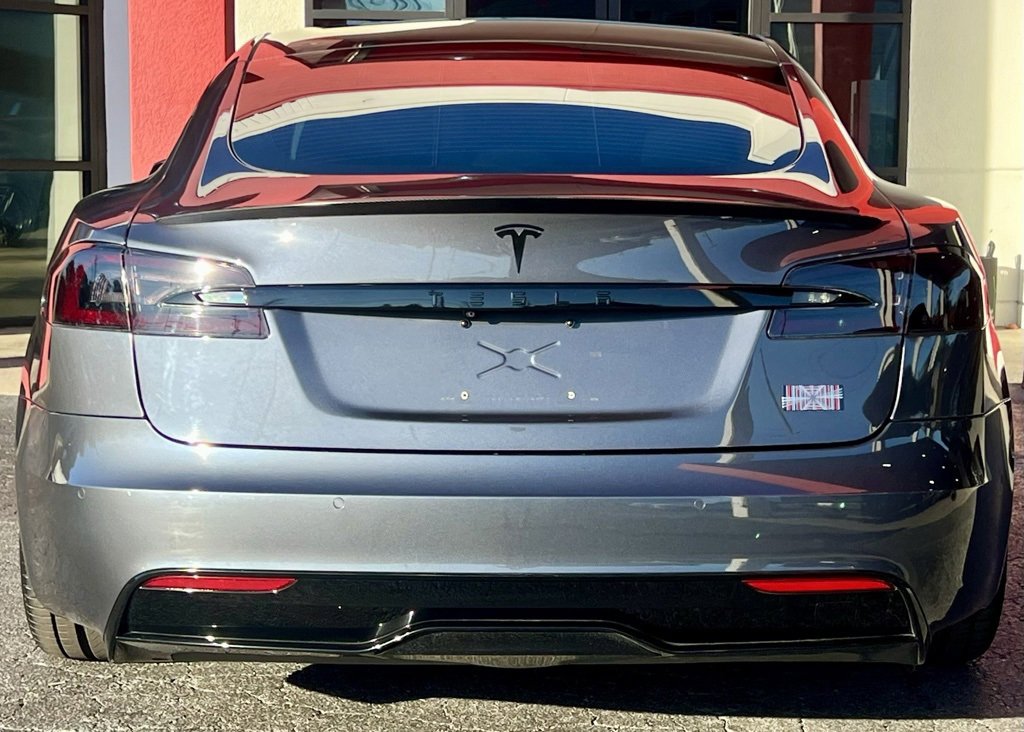Used 2021 Tesla Model S Plaid image 12