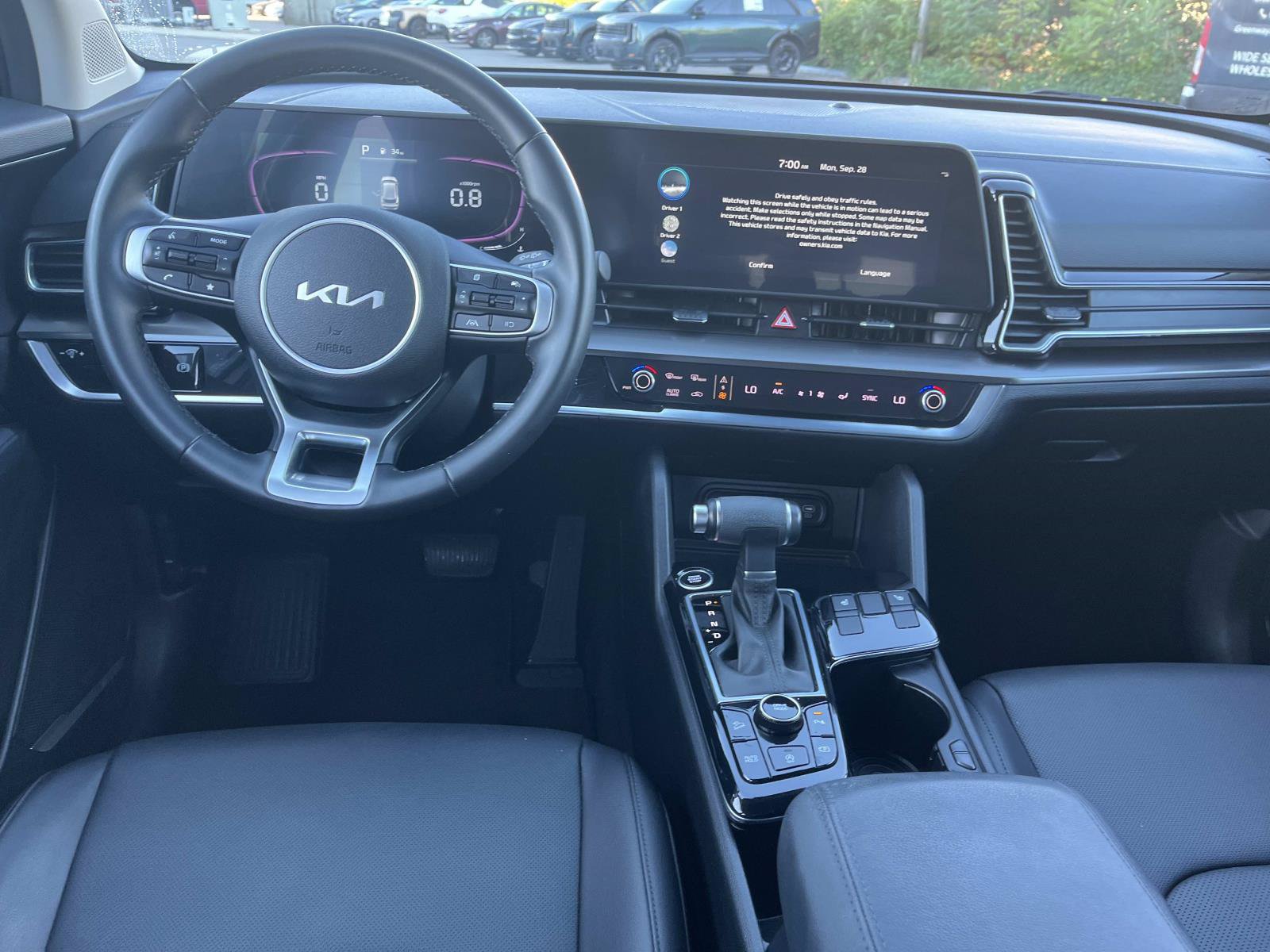 Used 2024 Kia Sportage EX FWD image 13