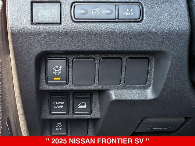 Certified 2025 Nissan Frontier SV AWD/4WD image 20