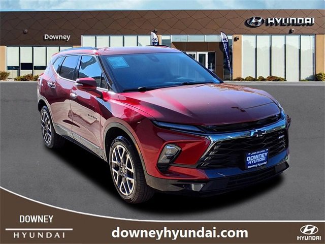 Used 2025 Chevrolet Blazer RS image 3