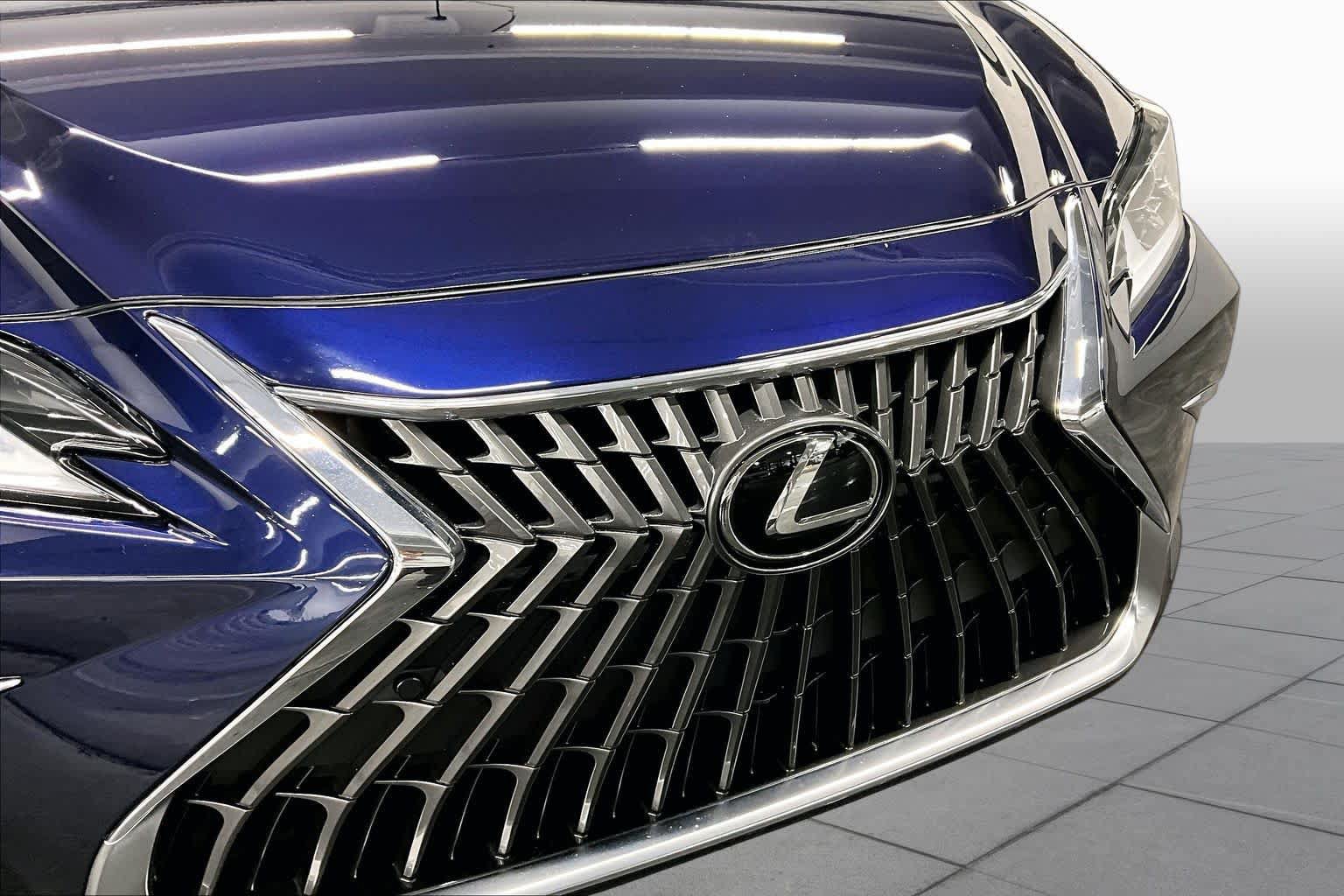 Used 2022 Lexus ES 350 w/ Premium Package FWD image 30
