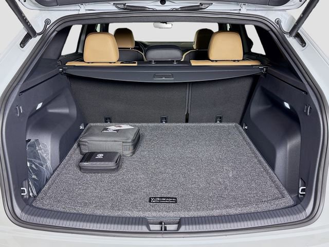 New 2026 Volkswagen Atlas Cross Sport SEL R-Line image 27