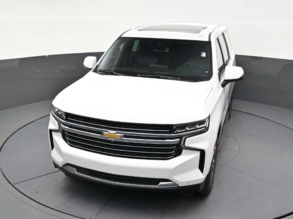 Used 2023 Chevrolet Suburban LT w/ LT Signature Package RWD image 19