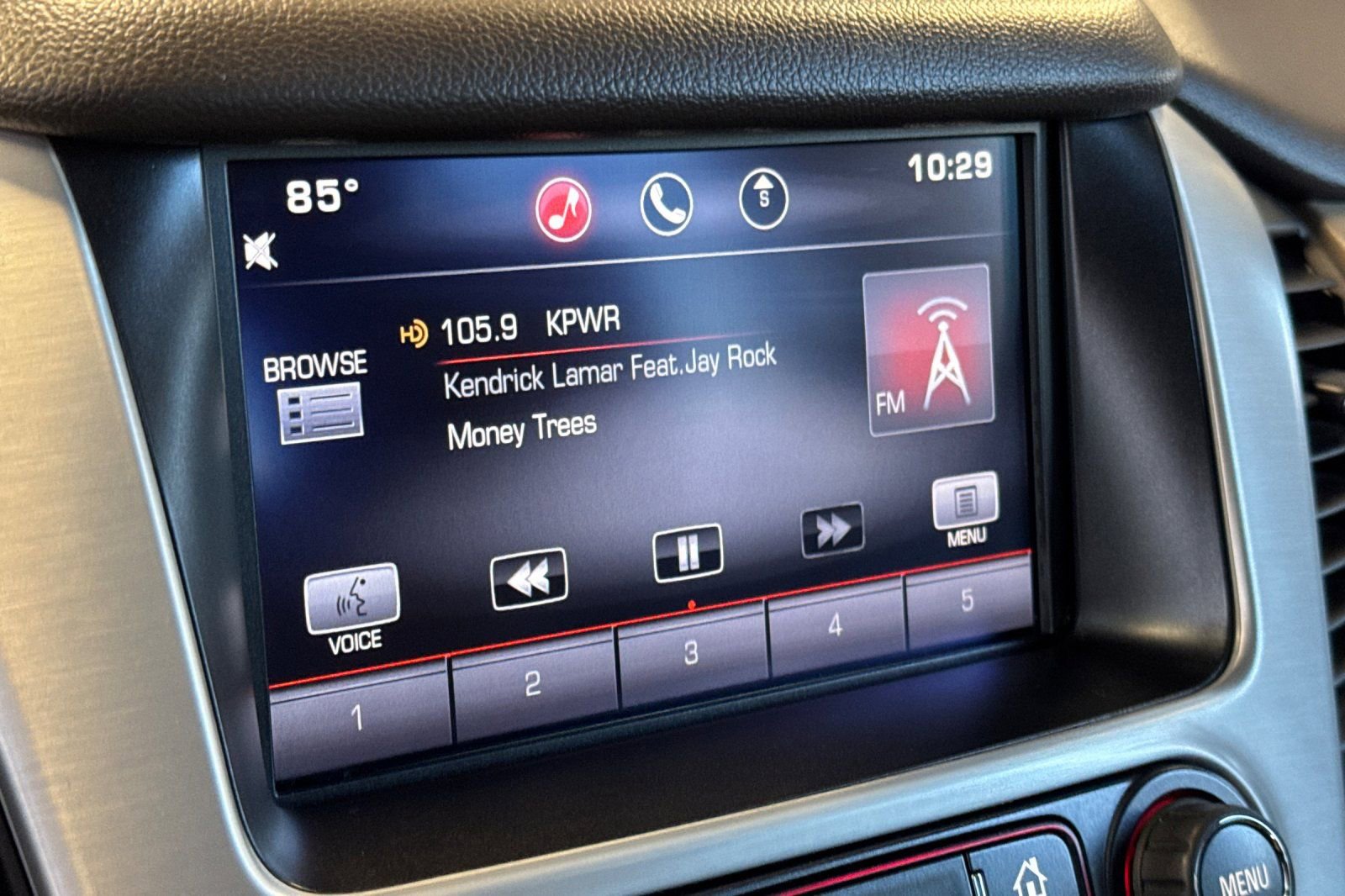 Used 2015 GMC Yukon SLT w/ Open Road Package image 24