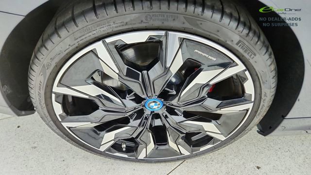 Used 2024 BMW i5 eDrive40i w/ M Sport Package image 61