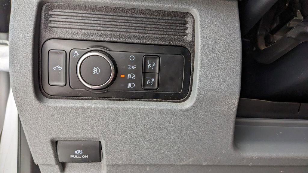 Certified 2024 Ford F350 XLT AWD/4WD image 21