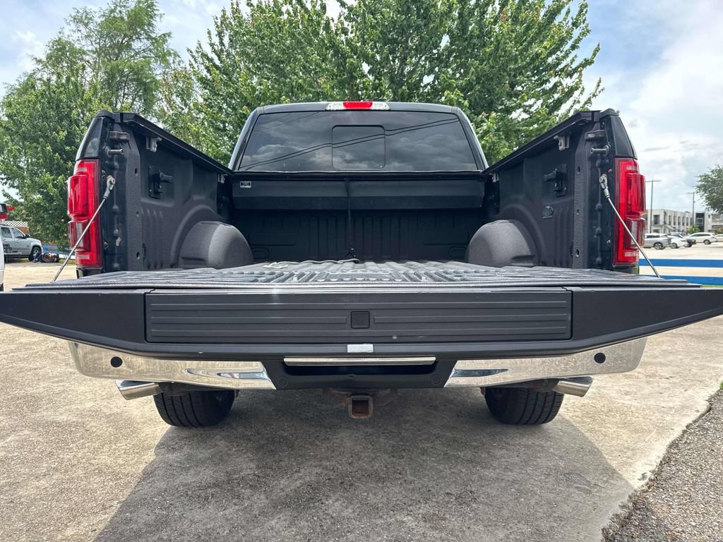 Used 2015 Ford F150 Lariat w/ Equipment Group 502A Luxury AWD/4WD image 9
