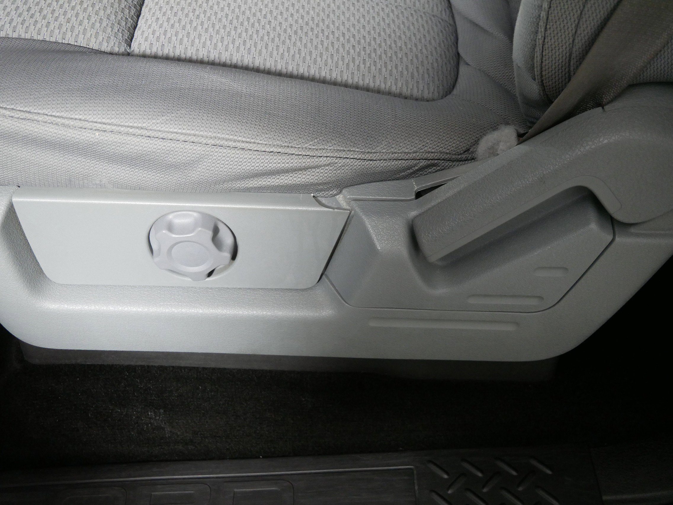 Used 2014 Ford F150 XLT image 20