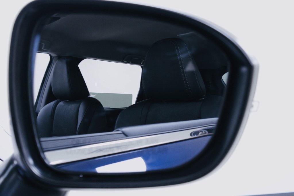 New 2025 Mitsubishi Outlander SE image 25