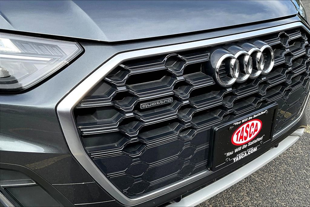 Used 2023 Audi Q5 2.0T Premium w/ Convenience Package image 34