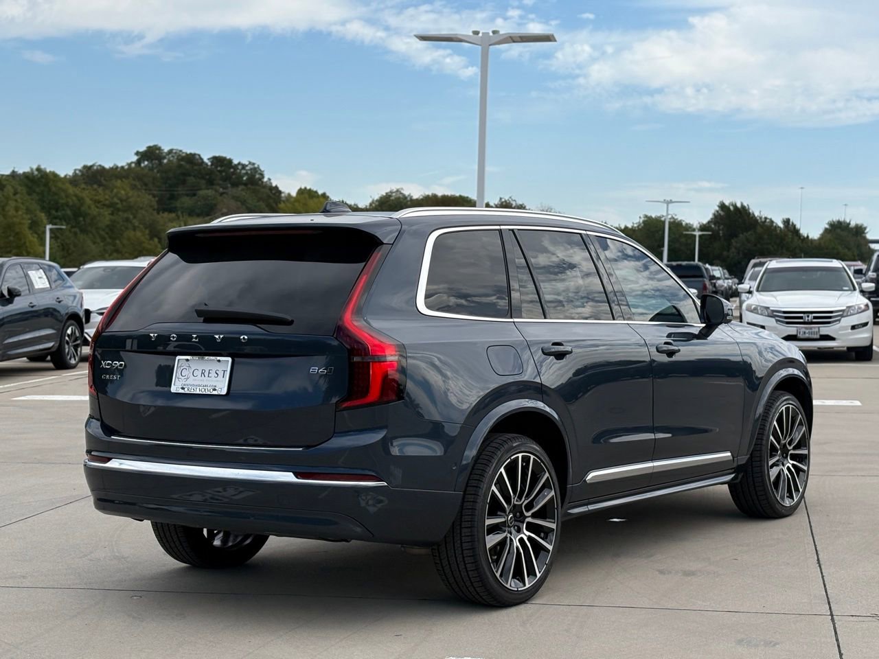 New 2026 Volvo XC90 B6 Ultra w/ Protection Package Premier image 5