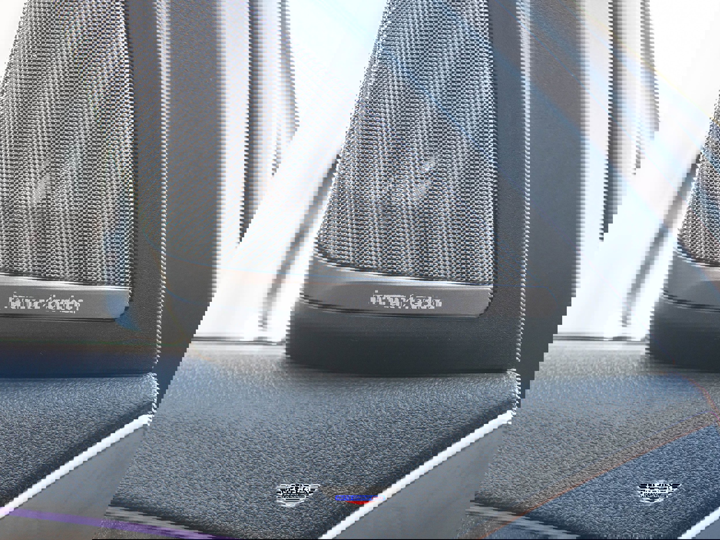 Used 2019 BMW 540i w/ M Sport Package image 46