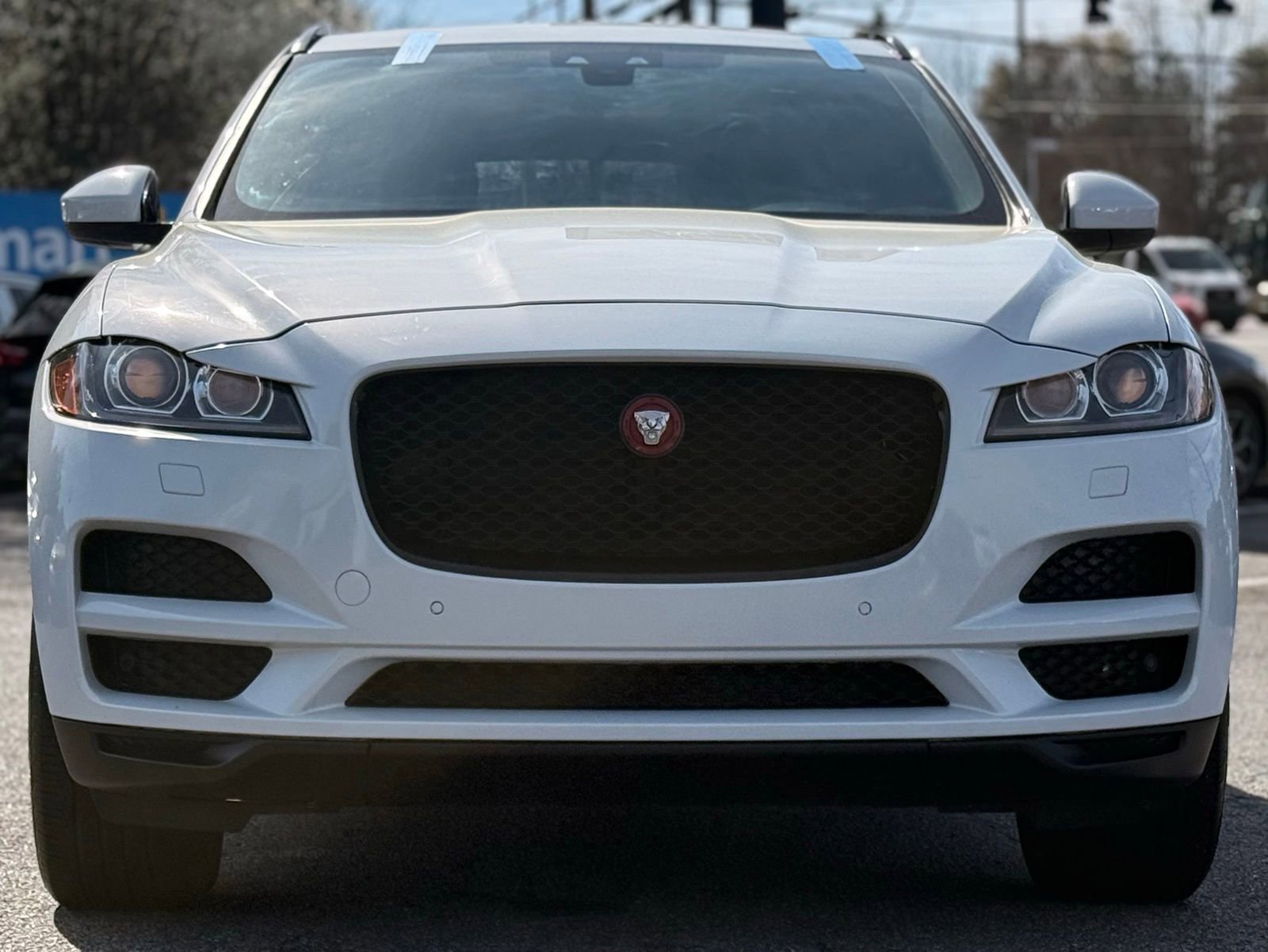 Used 2018 Jaguar F-PACE Prestige image 8