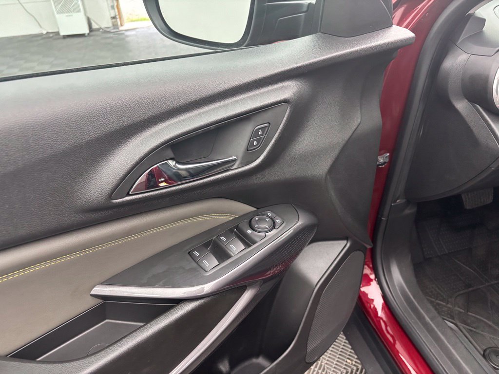 Used 2024 Chevrolet Trax ACTIV w/ Driver Confidence Package FWD image 18