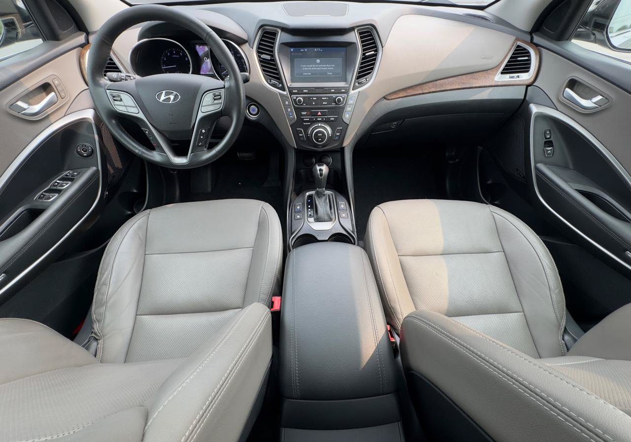 Used 2019 Hyundai Santa Fe XL FWD image 11
