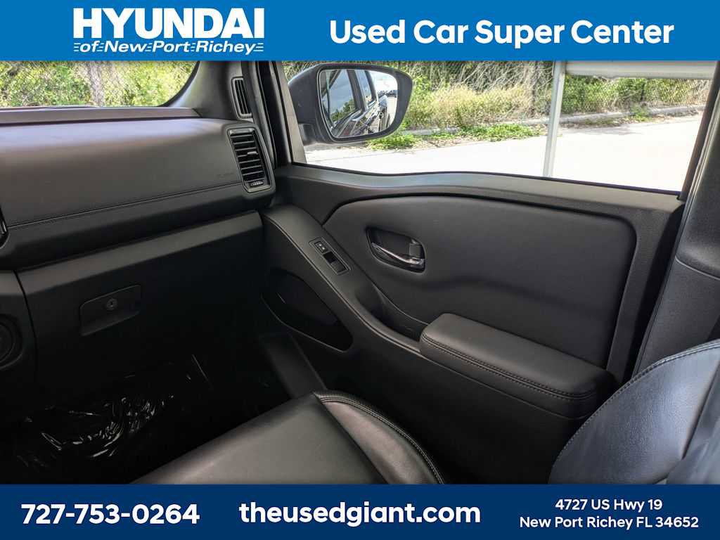 Used 2022 Nissan Frontier Pro-X w/ Pro-X Premium Package RWD image 19