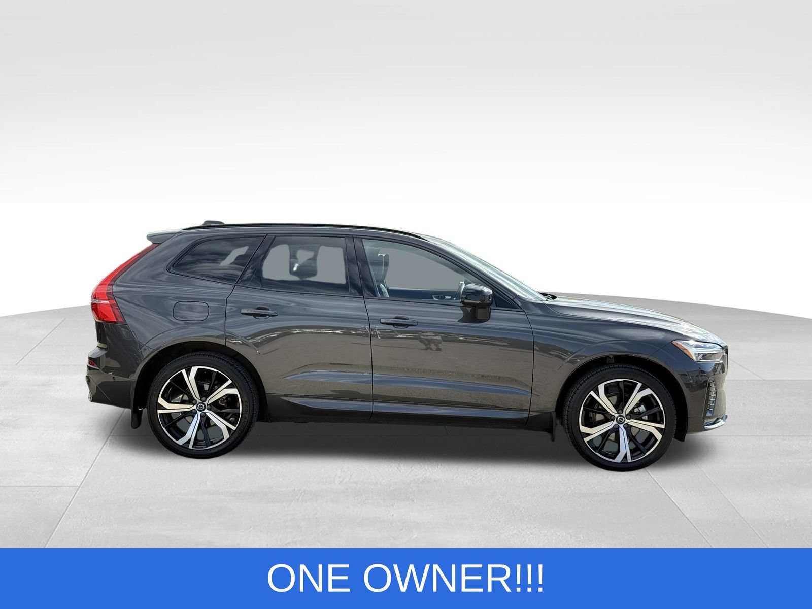 Used 2023 Volvo XC60 B5 Ultimate w/ Climate Package AWD/4WD image 13