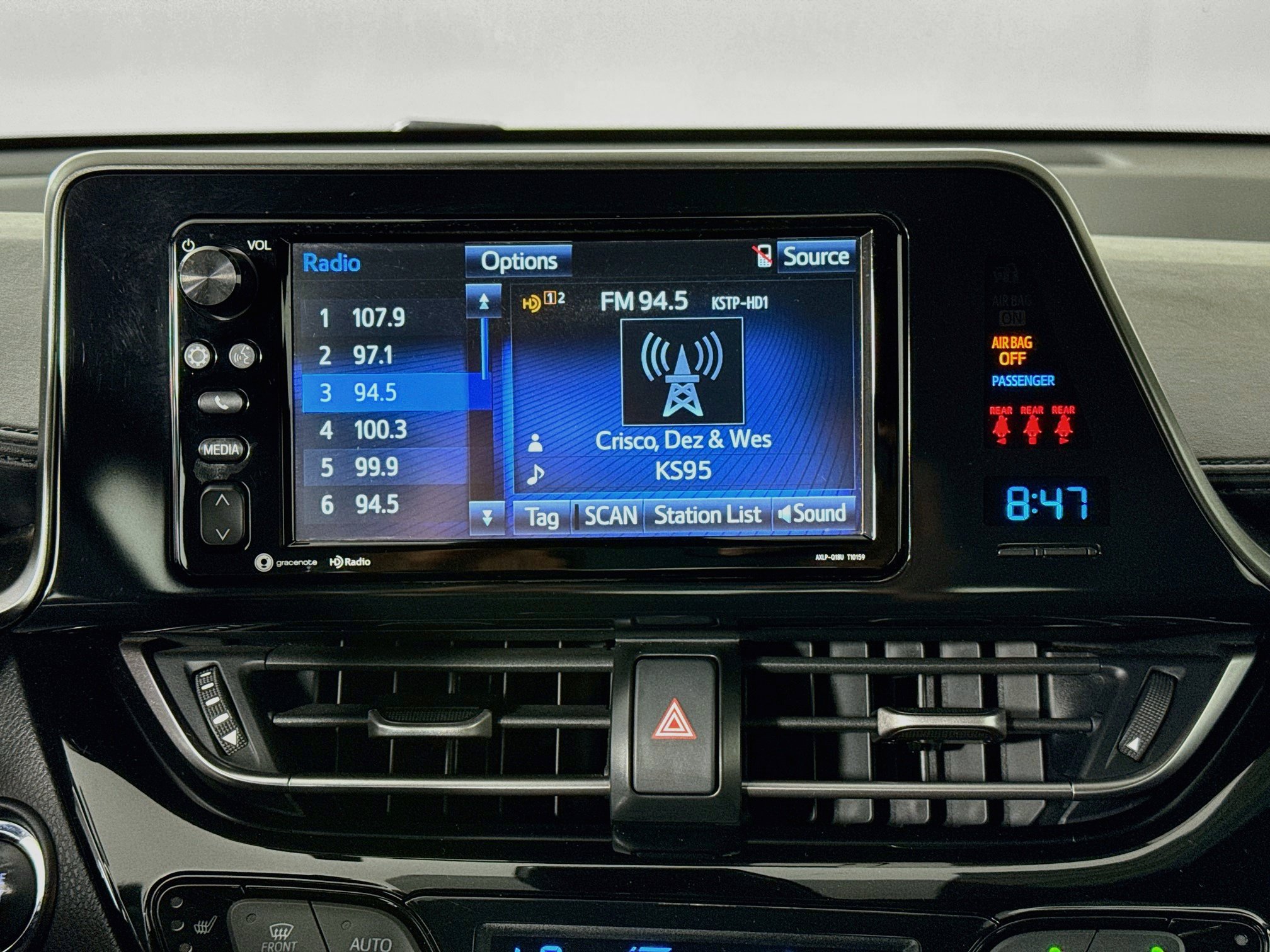 Certified 2018 Toyota C-HR XLE FWD image 14