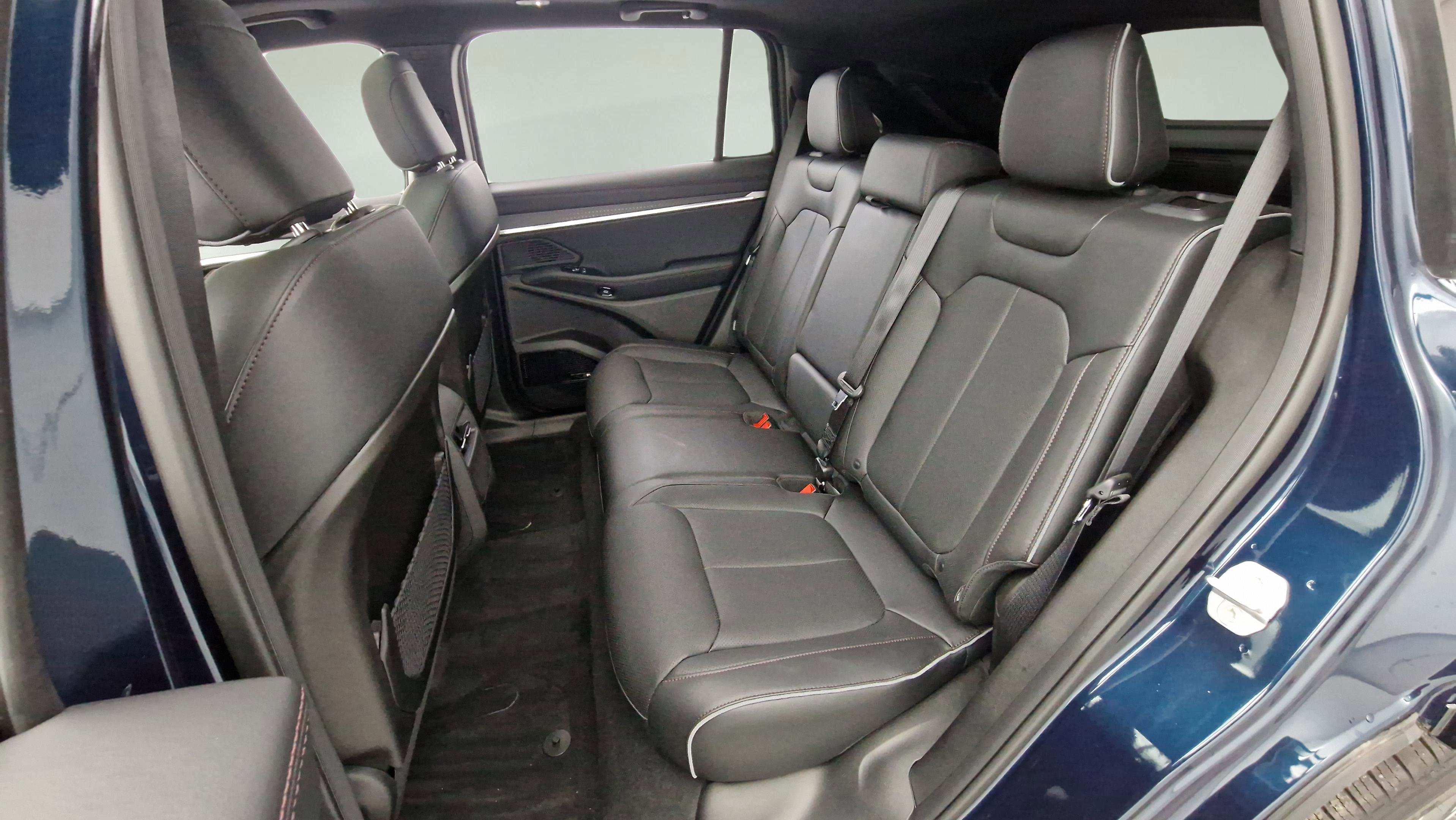 New 2025 Jeep Wagoneer Limited image 34